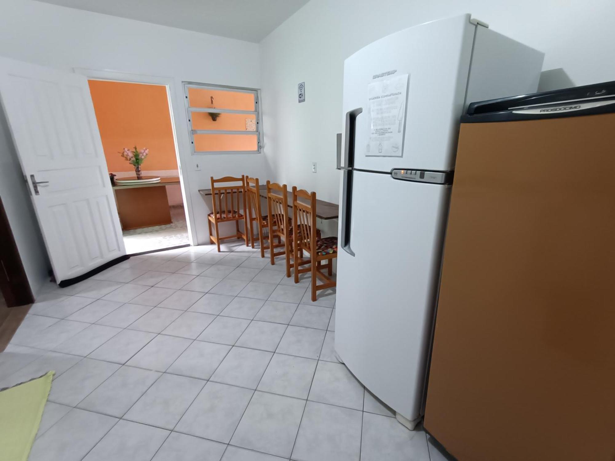 Hostel Casa Da Vo Rosa Governador Celso Ramos Luaran gambar