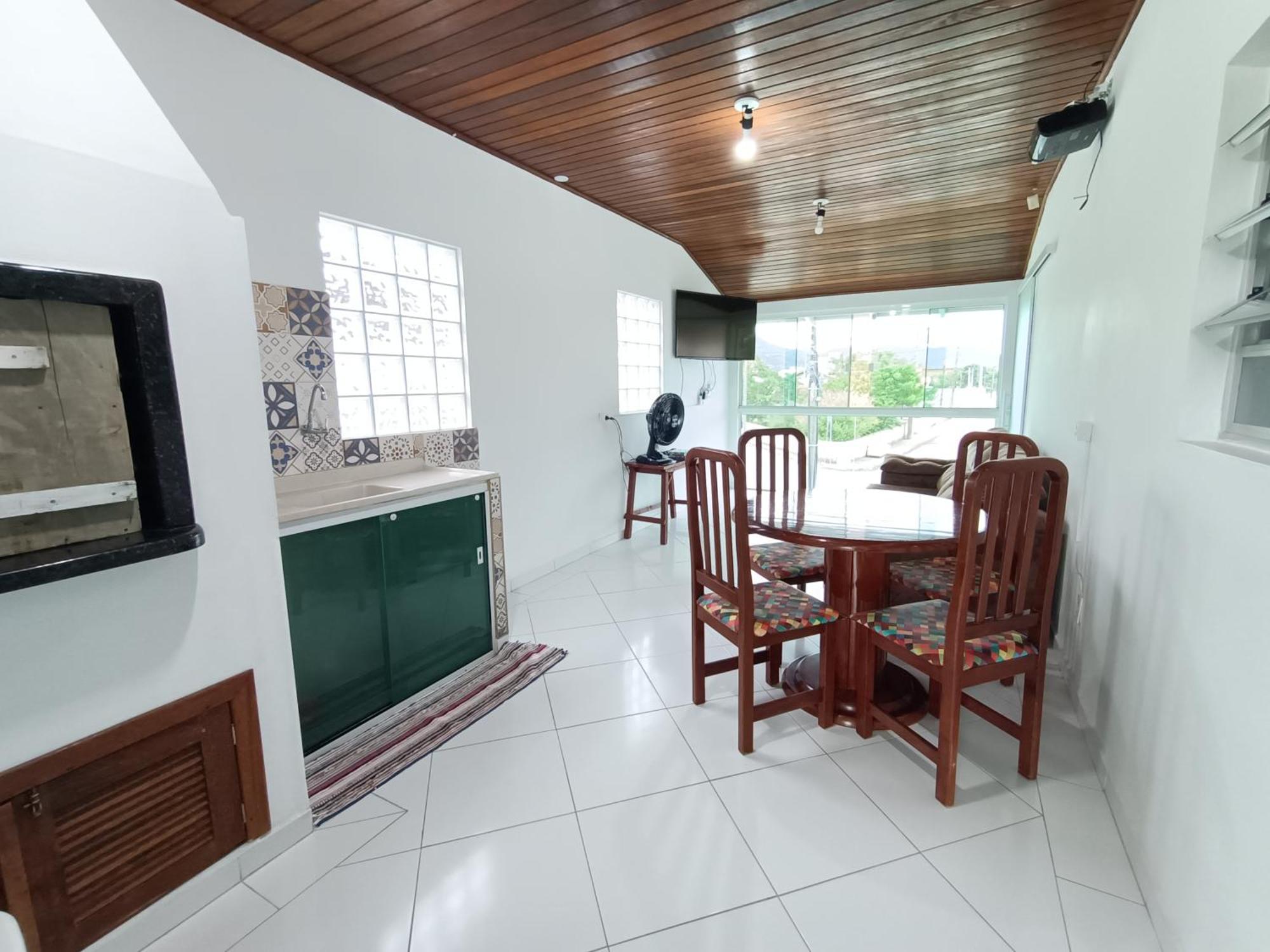 Hostel Casa Da Vo Rosa Governador Celso Ramos Luaran gambar