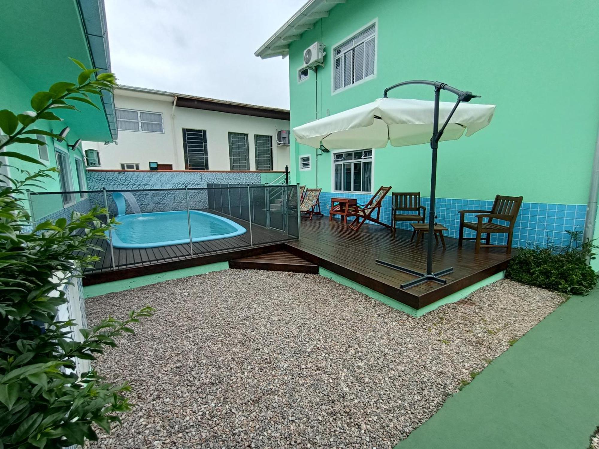 Hostel Casa Da Vo Rosa Governador Celso Ramos Luaran gambar