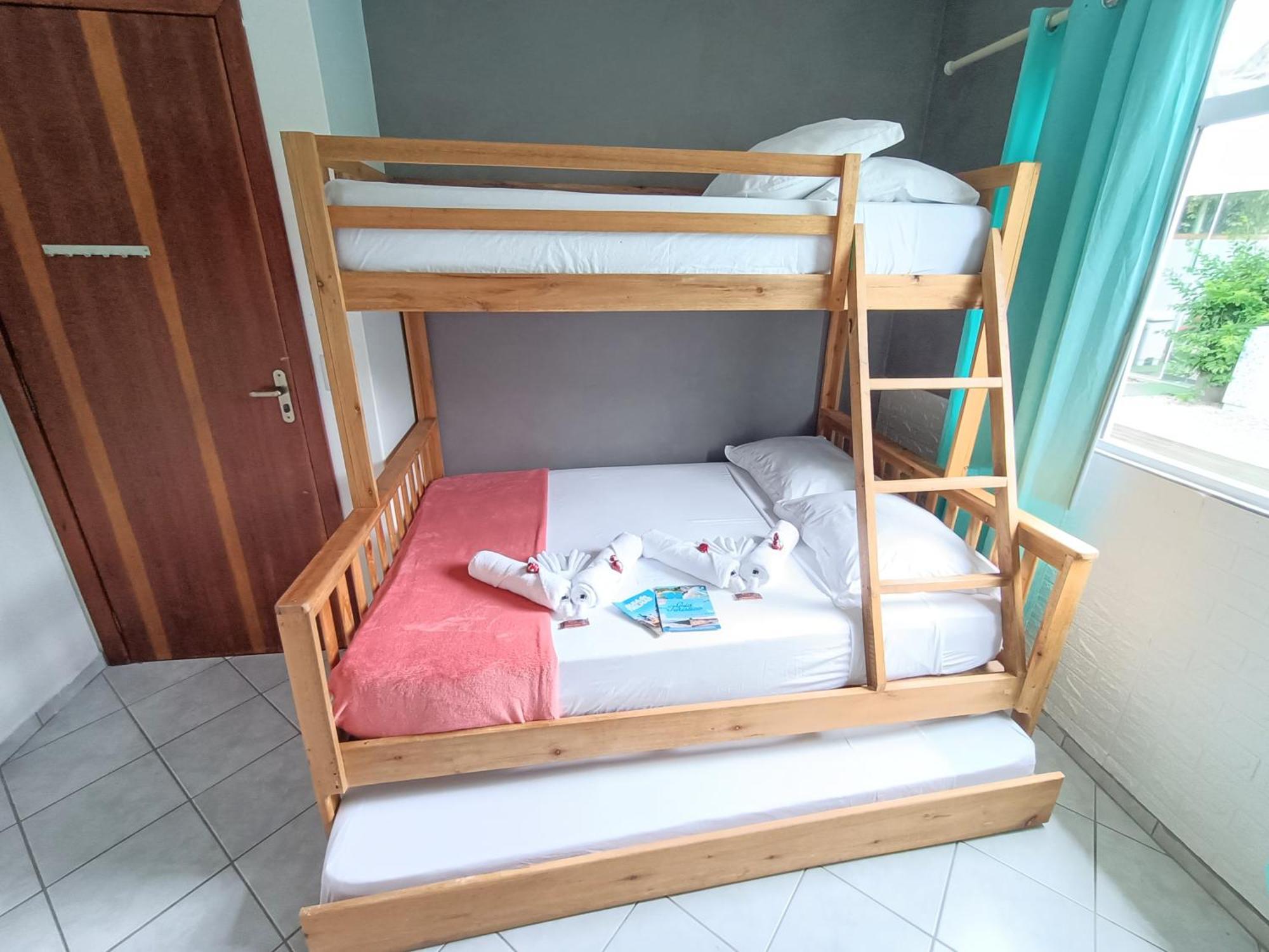 Hostel Casa Da Vo Rosa Governador Celso Ramos Luaran gambar