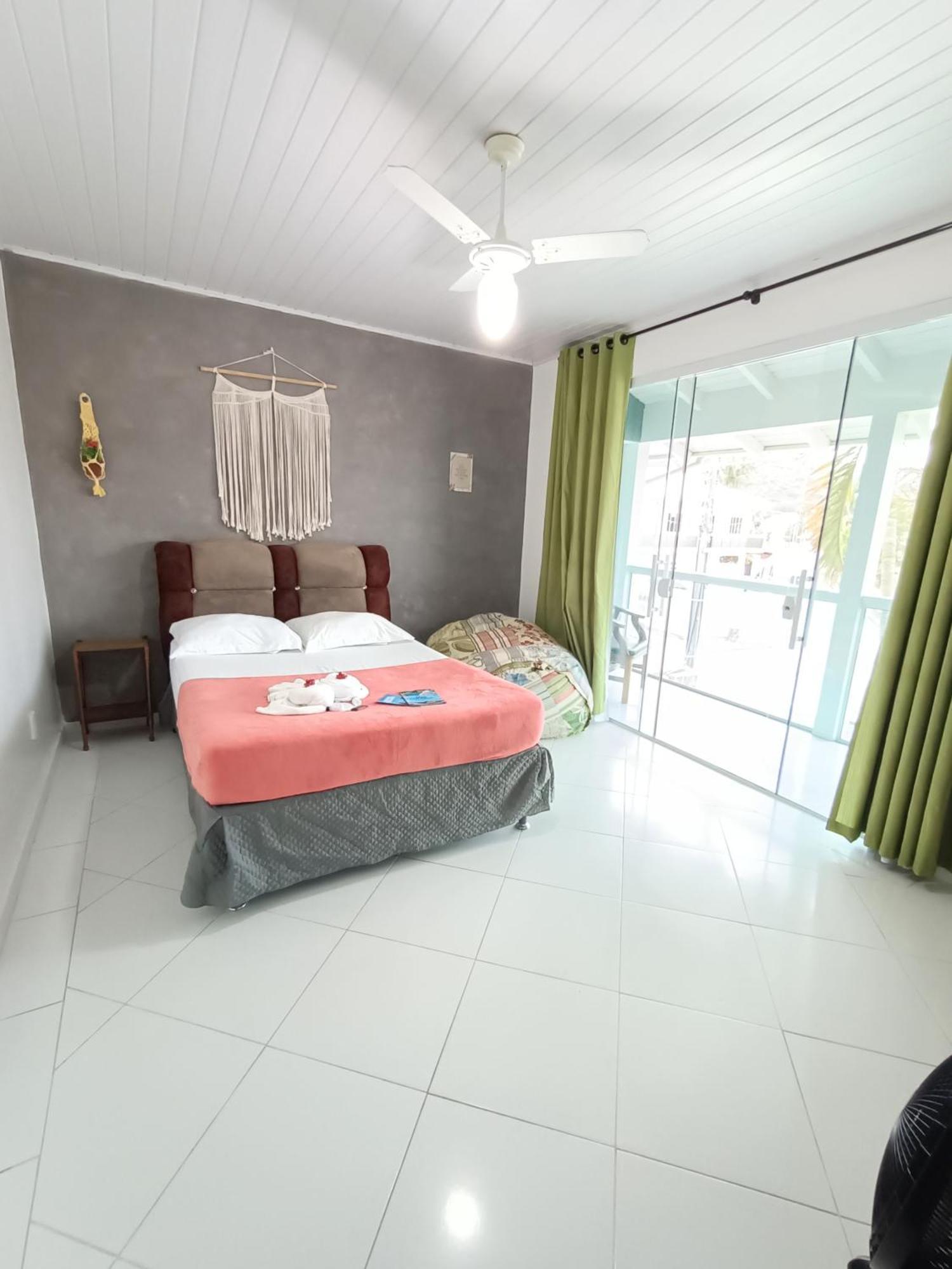 Hostel Casa Da Vo Rosa Governador Celso Ramos Luaran gambar